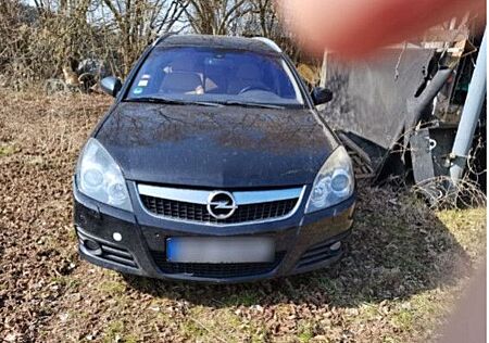 Opel Vectra Caravan 1.9 CDTI 110kW Automatik -