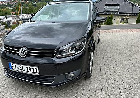 VW Touran Volkswagen 1.6 TDI DSG CUP BlueMotion Technology...