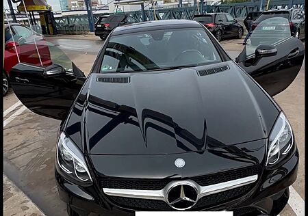 Mercedes-Benz SLC 180 - gute Ausstattung - Scheckheft