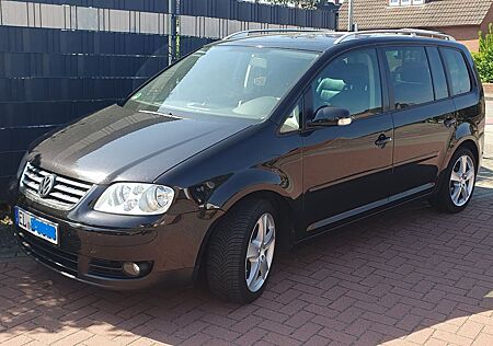 VW Touran Volkswagen 2.0 TDI DSG Highline Highline