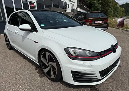 VW Golf Volkswagen VII Lim. GTI BMT *PANO*DSG*KW Fahrwerk*