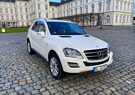 Mercedes-Benz ML 350 BlueTEC 4MATIC Grand Edition Grand Ed...