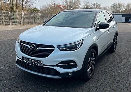 Opel Grandland X Ultimate 181 PS Pamoramadach AHK
