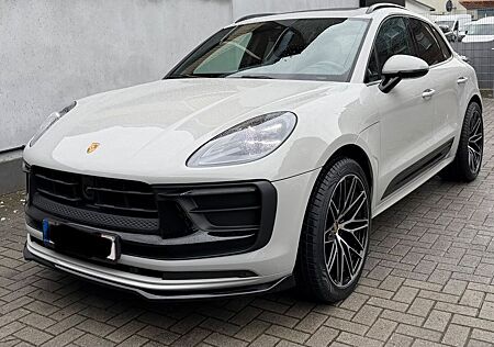 Porsche Macan Kreide 21 Zoll Panorama ACC KeylessGo Voll