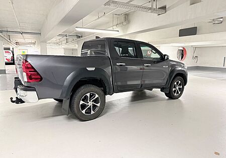Toyota Hilux gebraucht kaufen Toyota Hilux Double Cab 2.4 D-4D 4x4 *Navi*AHK*CAM*
