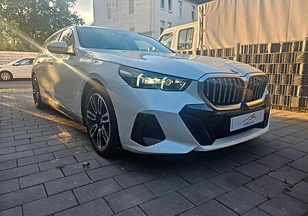 BMW 520d xDrive Touring A