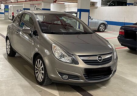 Opel Corsa D Innovation/FlexFix/T-Leder/Lenkradhzg
