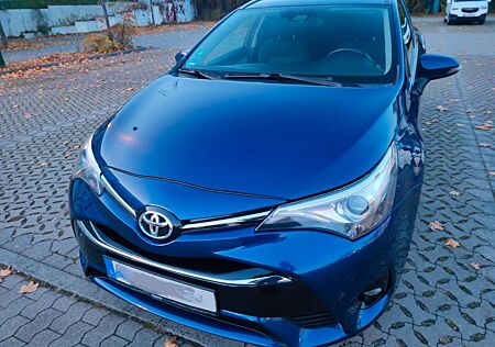 Toyota Avensis 2,0-l-D-4D Edition-S Touring Sports ...