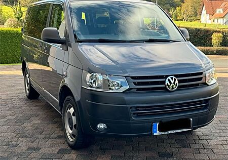 VW T5 Transporter Volkswagen Grau - Gepflegter BUS