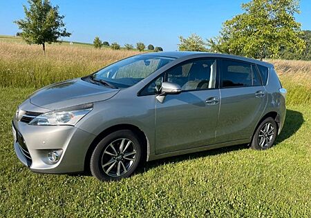 Toyota Verso 1.8l Valvematic Life 5-Sitzer Life