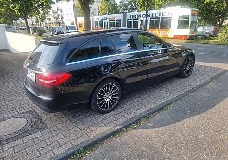 Mercedes-Benz C 220 d T Autom. SH Distrnic LED Comand