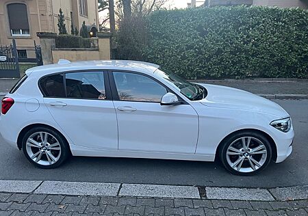 BMW 120d xDrive Sport Line A Sport Line