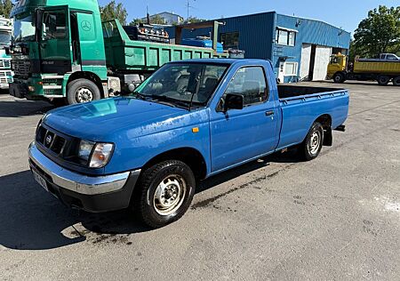 Nissan PickUp manual 150.000Km clean diesel 2.5