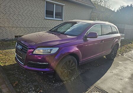 Audi Q7 4.2 FSI quattro tiptronic -
