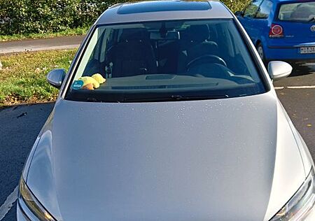 VW Golf Sportsvan Volkswagen 1.4 TSI, Pano, AHK, Scheckheft