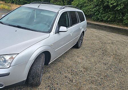 Ford Mondeo 2.5 V6 Ghia 5-tronic Ghia