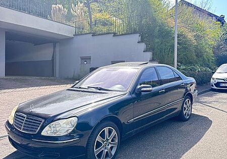 Mercedes-Benz S 600 L -