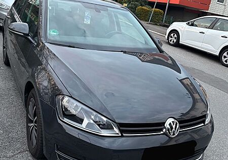 VW Golf Volkswagen 1.2 TSI BMT ALLSTAR Variant ALLSTAR