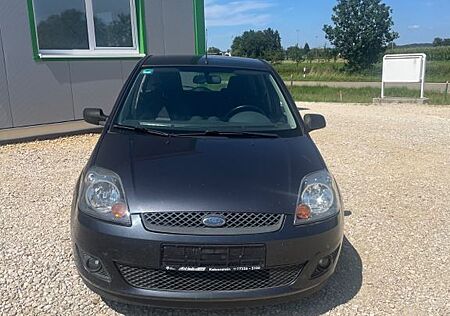 Ford Fiesta 1,4 16V Ambiente Ambiente