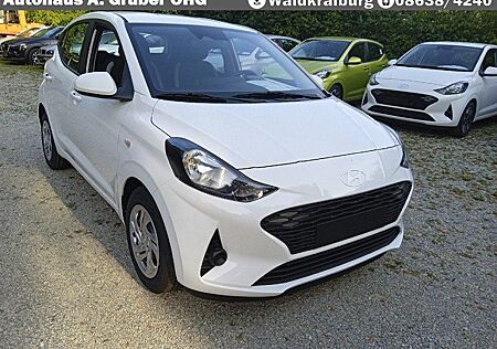 Hyundai i10 Select Klima + Navigation