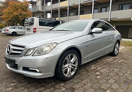 Mercedes-Benz E 350 Coupé CGI BlueEFFICIENCY ELEGANC...