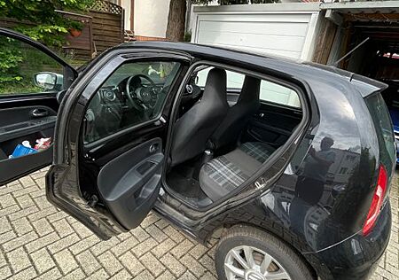 VW Up Volkswagen ! 1.0 44kW -