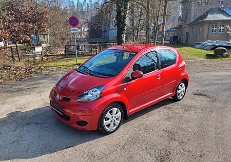 Toyota Aygo (X) Aygo (X) 1-Hand Scheckheftgepflegt orig. 8300Km