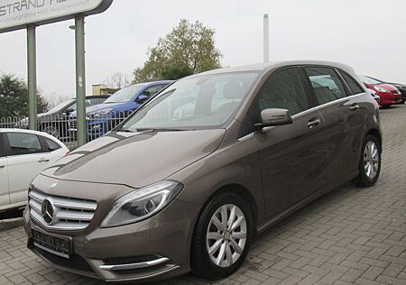 Mercedes-Benz B 200 B -Klasse -Klimaaut.-Bi Xenon-SHZ-PDC-1.HD