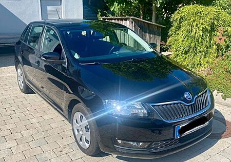 Skoda Rapid 1.0 TSI Style Spaceback Style
