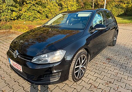 VW Golf Volkswagen VII Lim. Comfortline BMT Inspektion/Tüv NEU