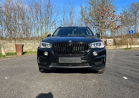 BMW X5 xDrive30d-Head-Up Display/Leder/AHK/SHZ/Navi