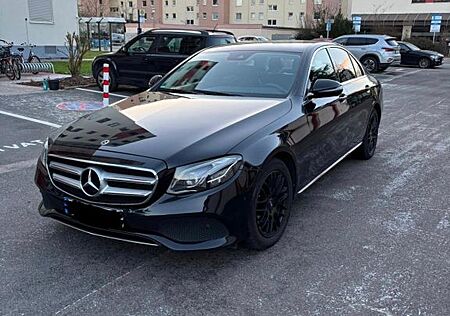 Mercedes-Benz E 200 E 200d AVANTGARDE Autom. AVANTGARDE