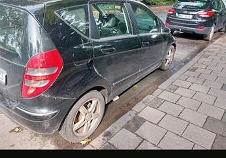 Mercedes-Benz A 200 AVANTGARDE Avantgarde