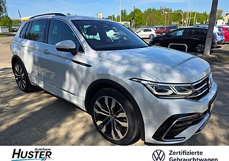 VW Tiguan Volkswagen R-Line 4Motion 2.0 TDI DSG BMT *STHZ,AHK,