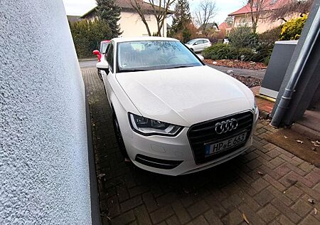 Audi A3 1.2 TFSI Attraction Sportback Attraction