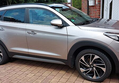 Hyundai Tucson 1.6 T-GDI Premium 4WD Premium