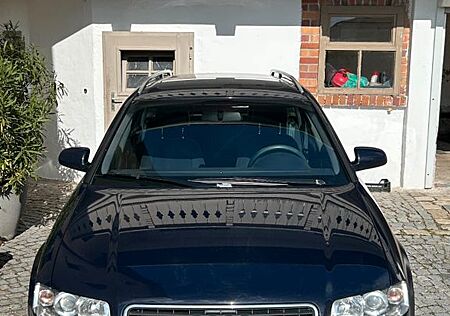 Audi A4 1.8 T Avant -