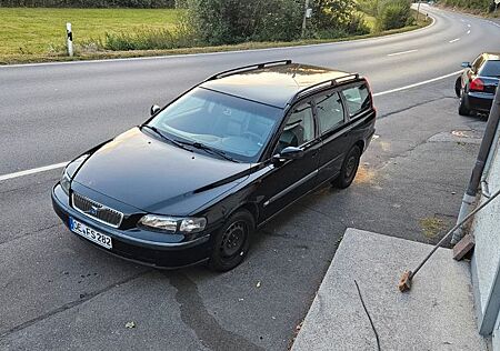 Volvo V70 2.4 D5 -