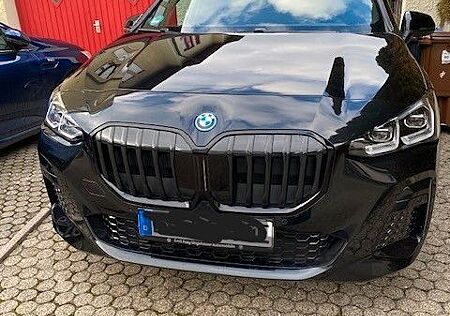BMW 230e Steptronic DCT xDrive - M-Sport, AHK, Hybri