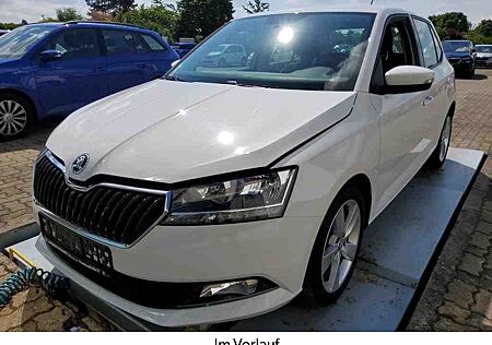 Skoda Fabia Cool Plus 1.0MPI/AHK/PDC/SHZ/ALU/16"/NEBEL