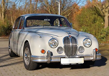 Jaguar MK II