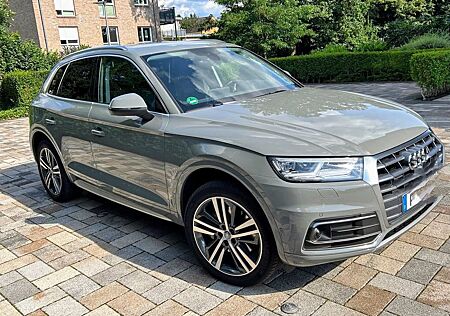 Audi Q5 50 TDI S tronic quattro -