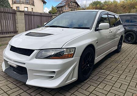 Mitsubishi Lancer Evolution IX Wagon EVO 9 RHD