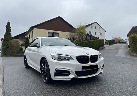 BMW 240 M240i Coupé