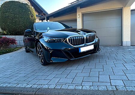 BMW 520d Touring M Sport 21Zoll H/K AHK HUD Prof LED
