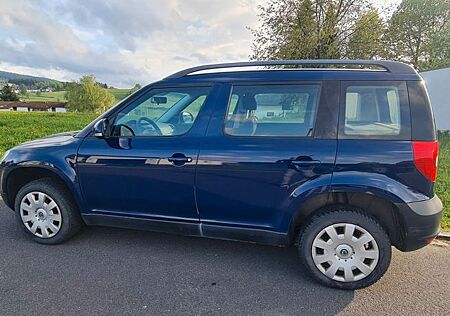 Skoda Yeti 2.0 TDI 4x4 - Allrad - AHK - TÜV neu - blau