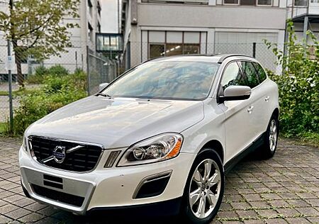 Volvo XC 60 XC60 Momentum AWD