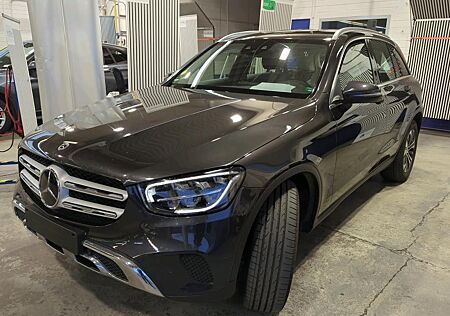 Mercedes-Benz GLC 220 d 4Matic "Airmatic, LED, ACC"