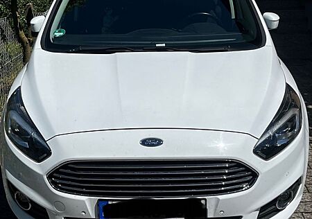 Ford S-Max 2,0 4x4 Titanium Automatik Stdhzg AHK
