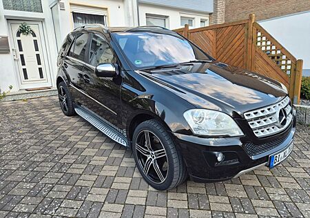 Mercedes-Benz ML 500 4MATIC -